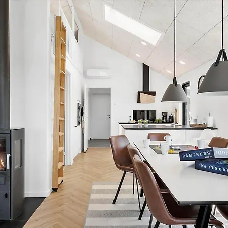 Jb172-brovst-kronvildtvej-110 펜션 *